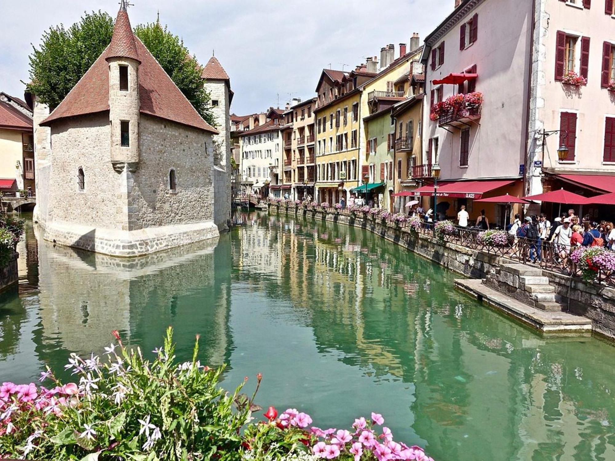 T1 Confortable A 2 Pas Du Centre D'Annecy Avec Parking Et Terrasse - Fr-1-432-44 מראה חיצוני תמונה